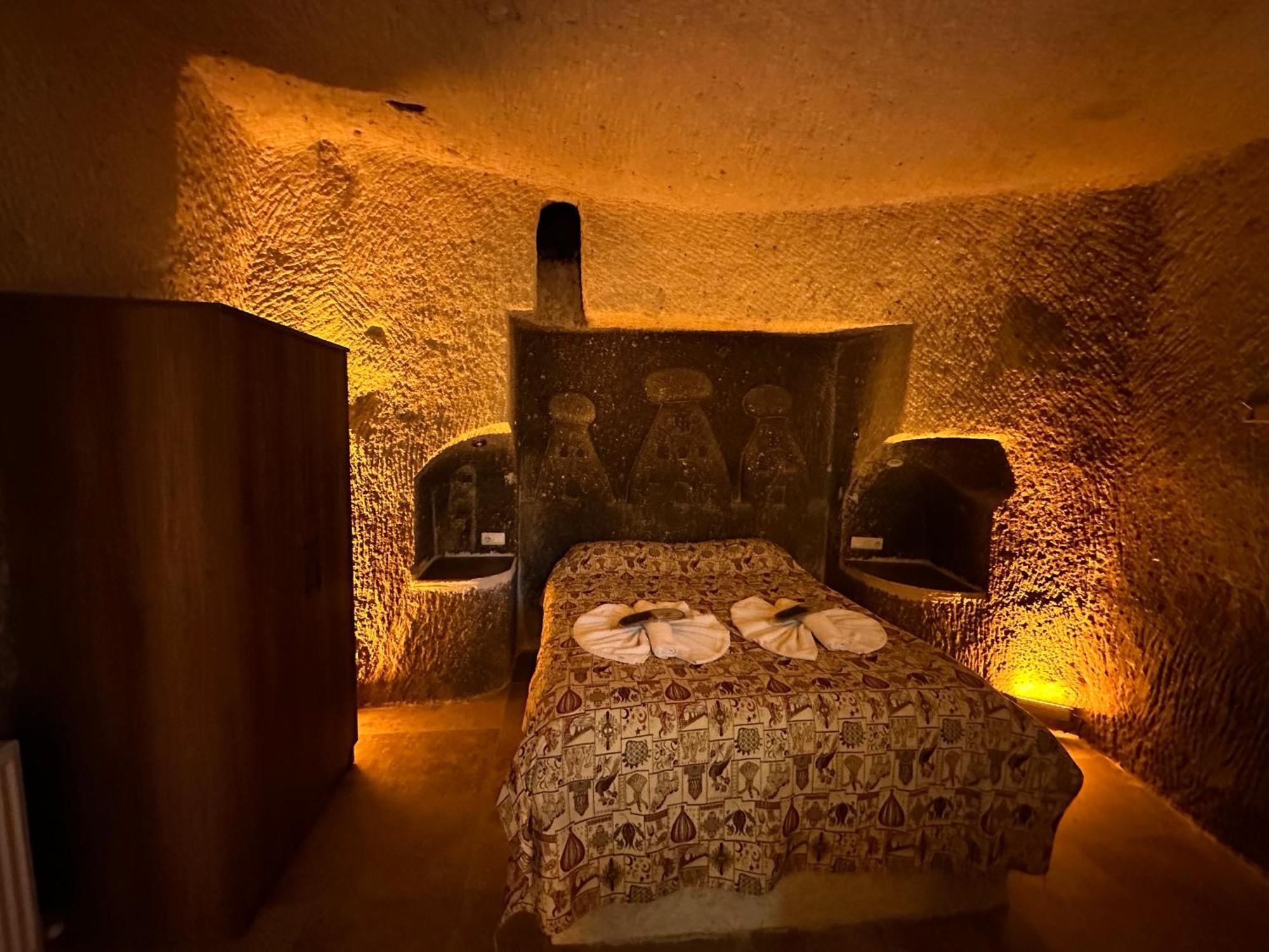 Coco Cave 2*