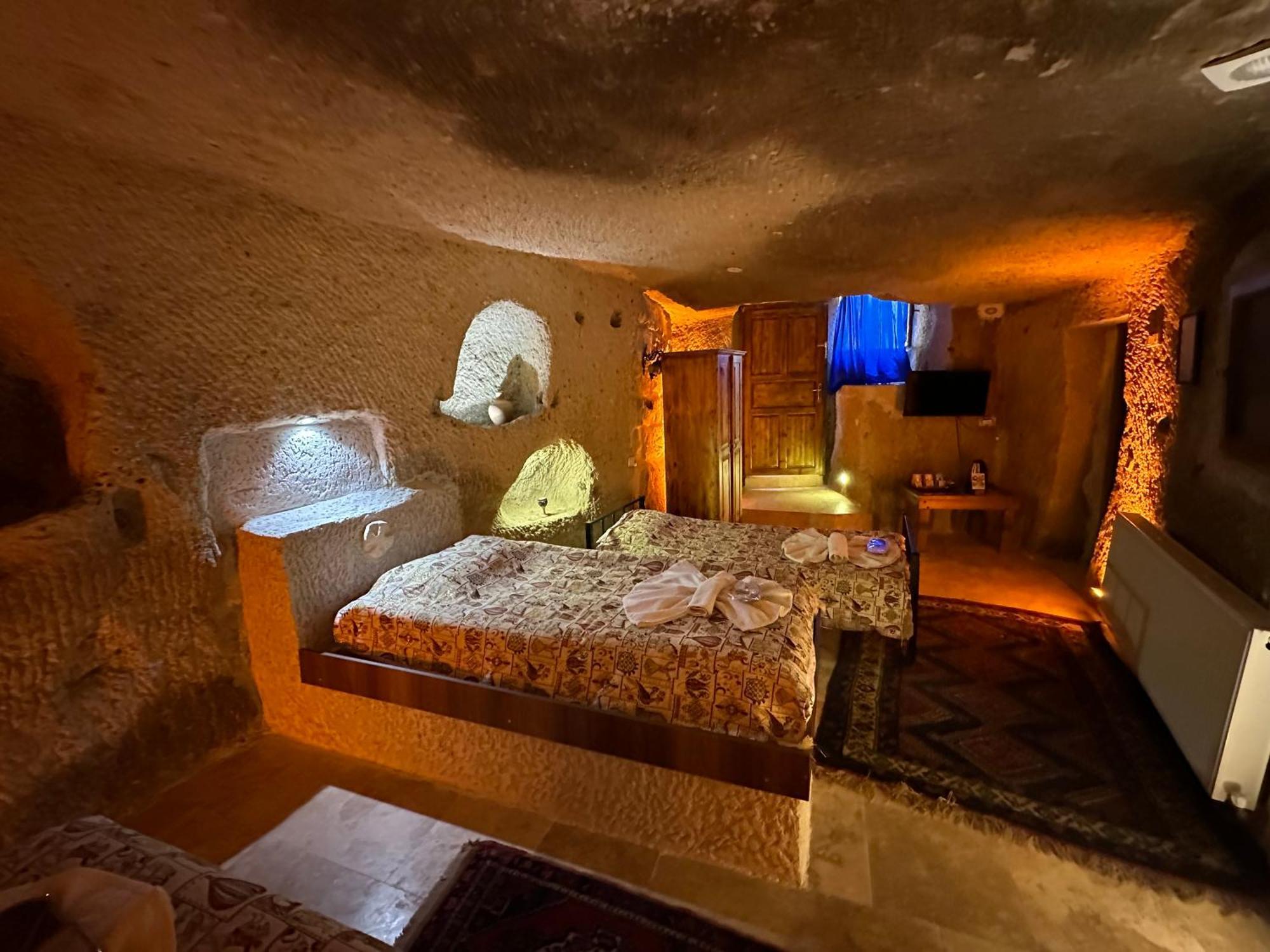 Coco Cave
