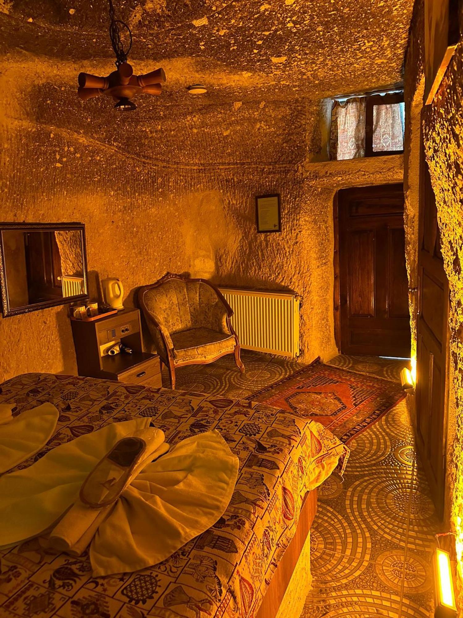 Coco Cave